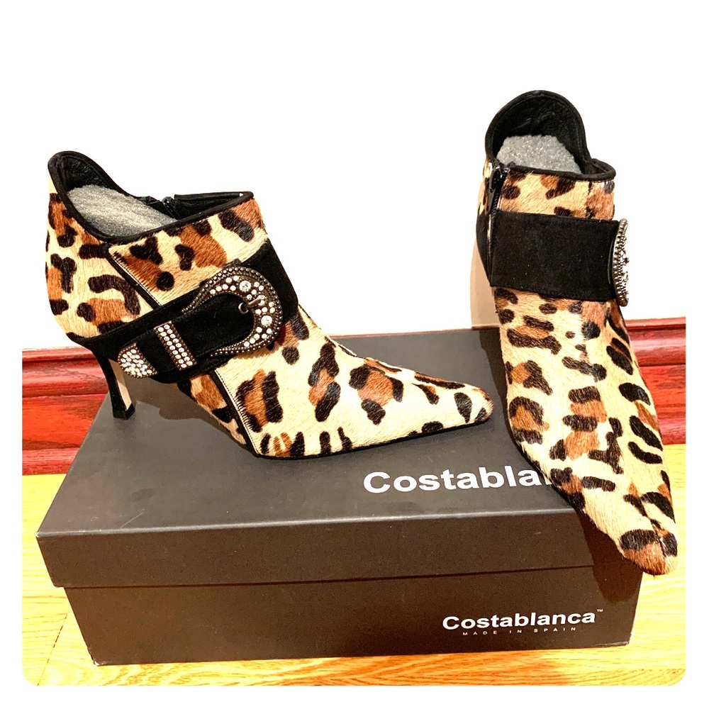 New Costablanca Animal print bootie Sz 8.5